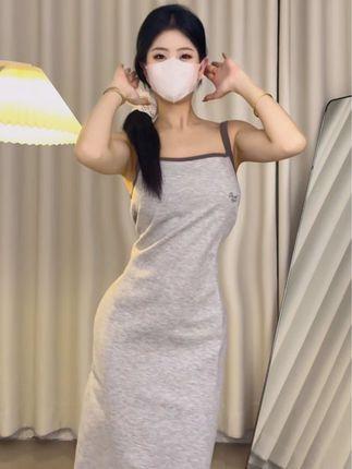 蓝云小园网络梗的来源解析,她为何成为热议焦点? 蓝云小园网络梗的来源解析,她为何成为热议焦点?