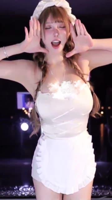 深田老师的定制舞蹈风格,独特舞蹈魅力的解析 深田老师的定制舞蹈风格,独特舞蹈魅力的解析