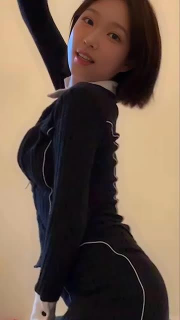 网易cc主播可可可宝儿微博推荐，人气舞蹈片段解读