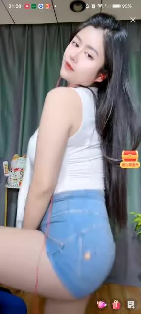 CC雪梨定制舞蹈如何激发创作灵感,从幕后到台前的完美呈现 CC雪梨定制舞蹈如何激发创作灵感,从幕后到台前的完美呈现