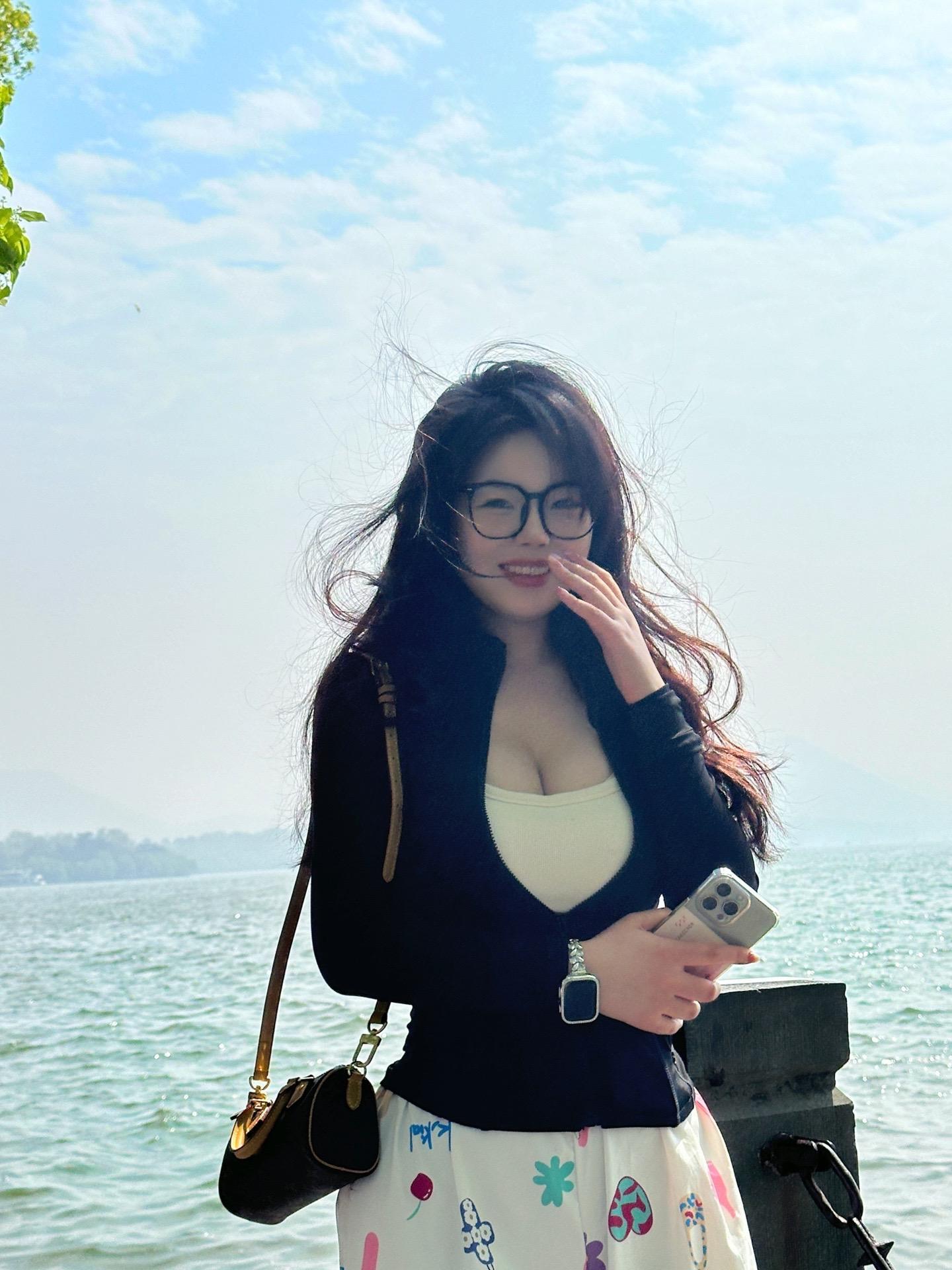 网易甜瓜瓜的舞蹈视频推荐，如何观看她的私人作品？