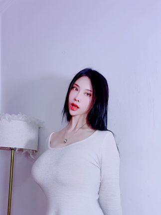 CC白妖妖微博热舞合集，她的经典视频在哪里下载？