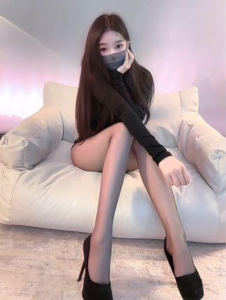 斗鱼何菱多少钱一夜,分析她在直播平台的收入情况 斗鱼何菱多少钱一夜,分析她在直播平台的收入情况