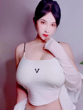 CC白妖妖微博热舞合集，最新动态和视频资源解析