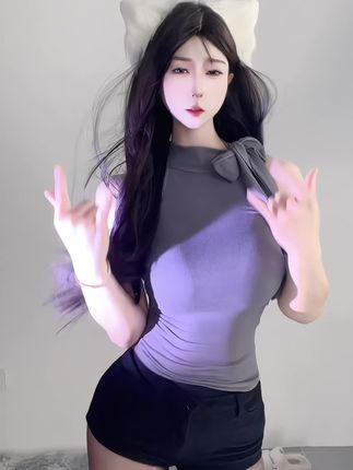 网易CC奶尤情趣套装舞蹈合集，粉丝热议的顶级作品赏析