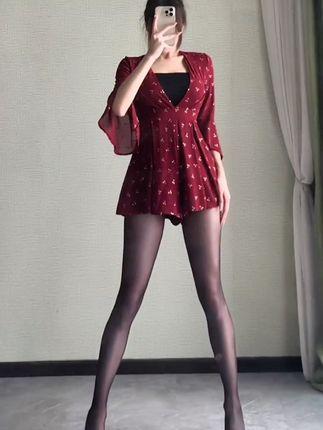 果果超哇塞呀最新舞蹈动态，直播高光时刻与幕后花絮