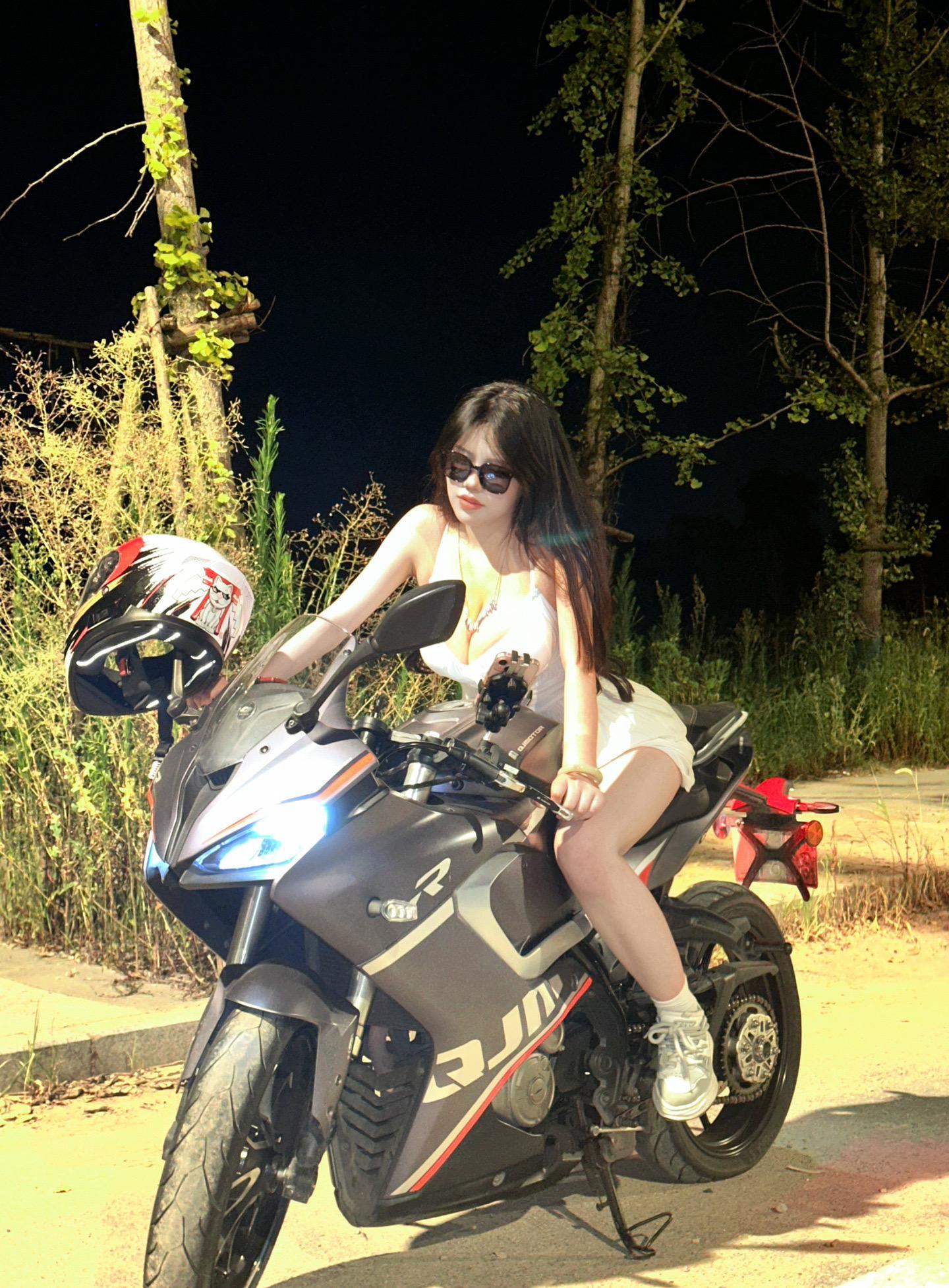 网易甜瓜瓜的舞蹈视频合集,如何观看她的热舞全集? 网易甜瓜瓜的舞蹈视频合集,如何观看她的热舞全集?