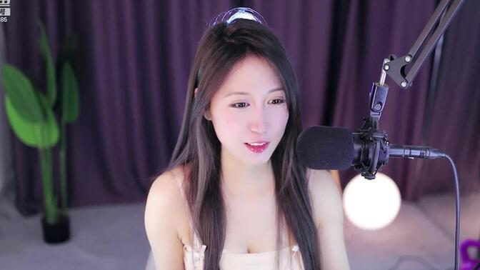 斗鱼何成琳去哪了？分析她近期的动态与活动