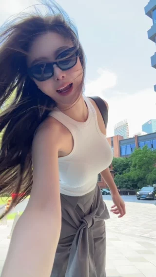 网易CC温婉私人定制舞蹈,独家视频如何获取? 网易CC温婉私人定制舞蹈,独家视频如何获取?