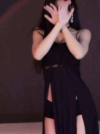 斗鱼萌七啊冯正云抖音，观看萌七与冯正云在抖音上的互动视频