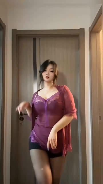 CC欣彤的私人定制服务打造独一无二的舞蹈，欣彤私人定制舞蹈的服务优势