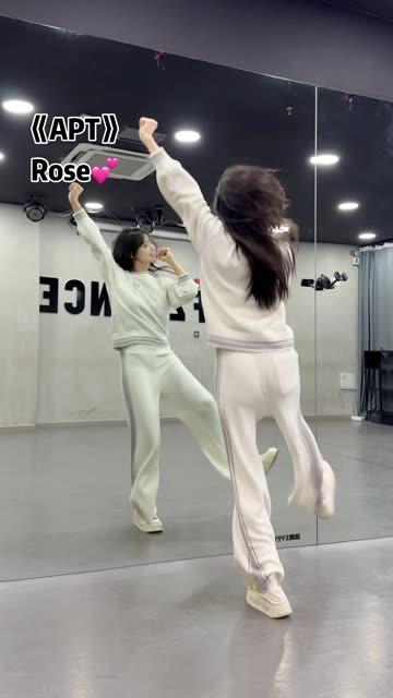 网易CC主播椰羊妹妹土豪千元定制热舞合集，奢华享受