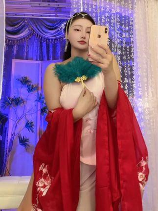 抖音魅澜希定制舞蹈服务，独家定制视频与粉丝互动