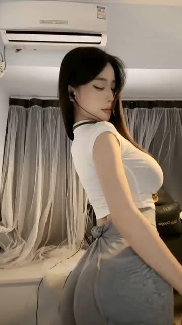 网易CC兰学姐超凶微博舞蹈视频分享，经典作品全回顾