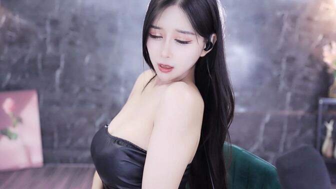 网易cc丸子超凶至尊版视频回顾粉丝必看！，回顾cc丸子超凶至尊版舞蹈视频每一个精彩瞬间不容错过