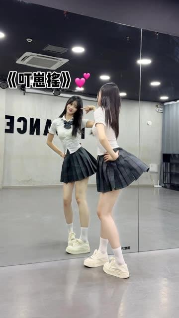 网易CC椰羊妹妹裸舞争议,从艺术角度解析她的舞蹈创作 网易CC椰羊妹妹裸舞争议,从艺术角度解析她的舞蹈创作