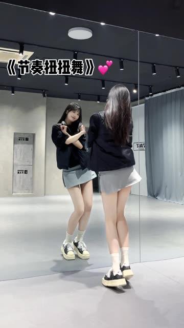 椰羊妹妹裸舞视频解析,争议背后的真实情况与艺术表达 椰羊妹妹裸舞视频解析,争议背后的真实情况与艺术表达