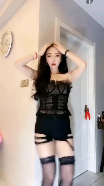 网易CC小燃燃私人订制舞蹈视频，从制作到欣赏全流程