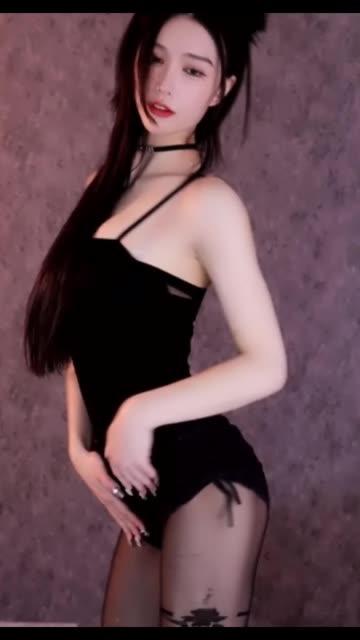 苏烟老师至尊版舞蹈视频合集，如何获取正版资源？