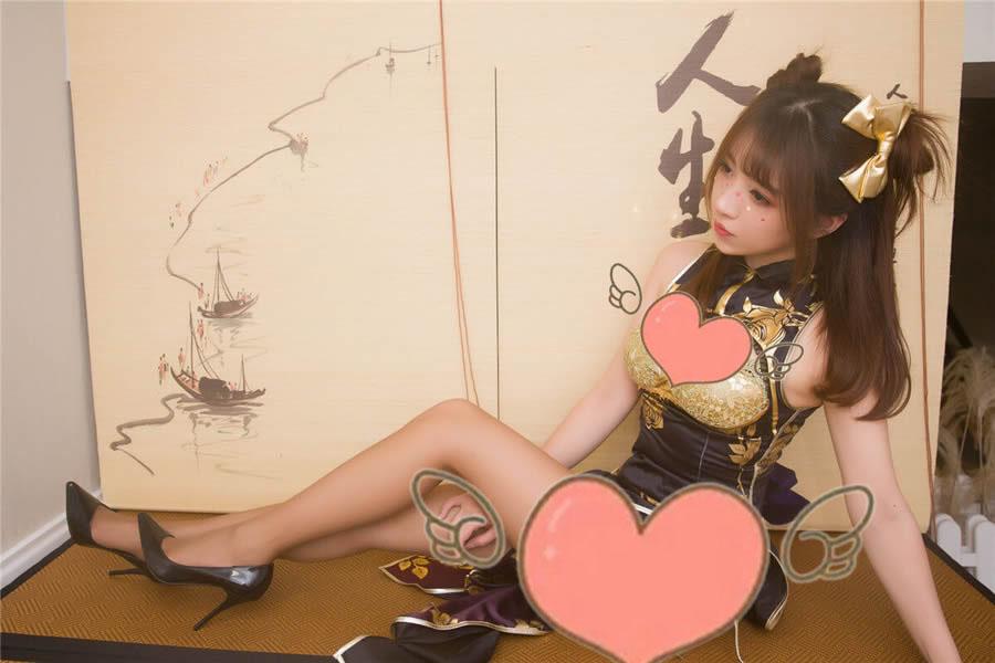 最新小女巫露娜舔耳及全套定制视频写真 最新小女巫露娜舔耳及全套定制视频写真