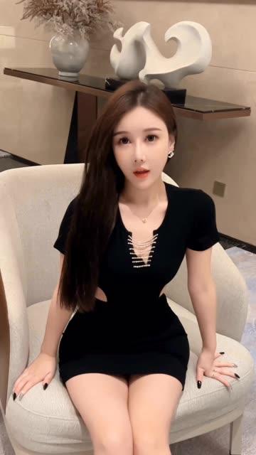 宁依纯直播录屏分享，如何获取她的直播热舞视频？