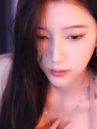 斗鱼萌七跳舞专辑，回顾萌七的舞蹈专辑并观看每一场精彩演绎