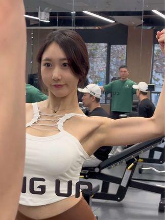 斗鱼小小玉酱神秘视频55分钟曝光，事件真相解析