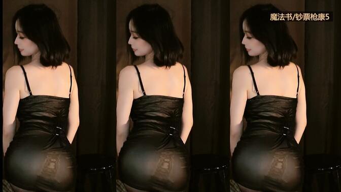 CC果果超哇塞呀红色战衣舞蹈,这一造型为何成为经典? CC果果超哇塞呀红色战衣舞蹈,这一造型为何成为经典?