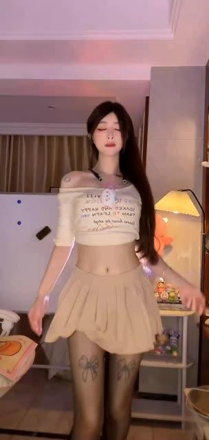 斗鱼乔妹抖音多少,查看乔妹在抖音平台上的粉丝与播放量 斗鱼乔妹抖音多少,查看乔妹在抖音平台上的粉丝与播放量