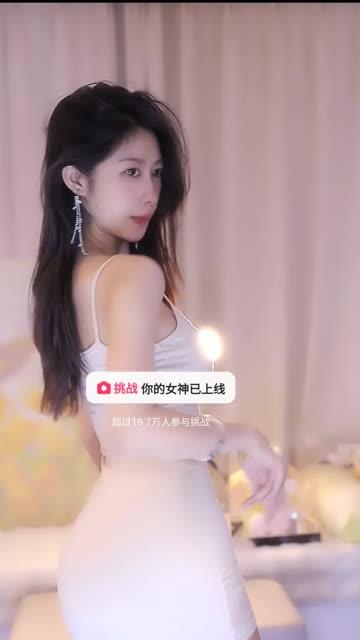 斗鱼辣条条sss加特林热舞合集，加特林超火视频下载