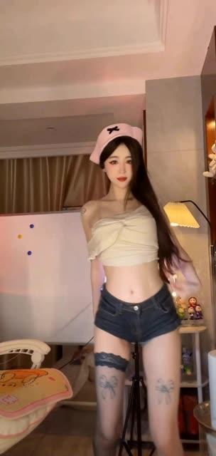 斗鱼乔妹是几年的，回顾乔妹在斗鱼平台的职业生涯起点