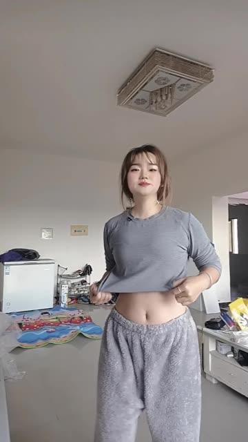 CC小微微最新舞蹈视频下载，一键下载她最精彩的舞蹈视频