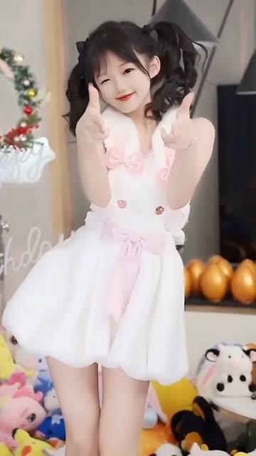 网易CC苏棠千元定制舞蹈，探索她千元定制的独特舞蹈视频