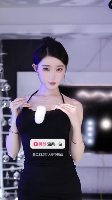 斗鱼辣条条sss加特林热舞合集，加特林超火视频下载