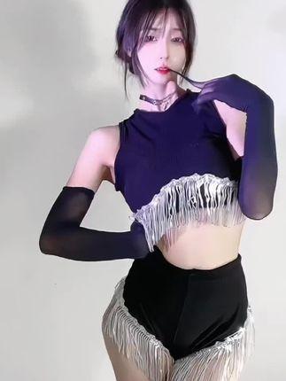 网易CC奶尤高清舞蹈资源,如何第一时间解锁她的表演? 网易CC奶尤高清舞蹈资源,如何第一时间解锁她的表演?