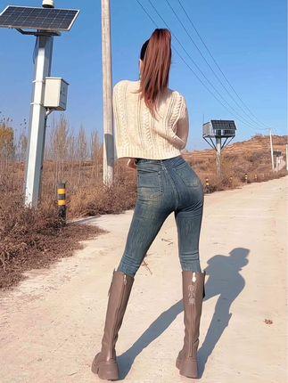 网易CC主播word小果付费群定制舞蹈，高光时刻解析