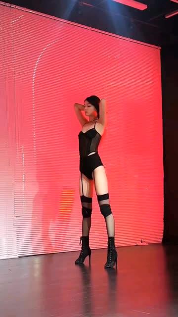 网易CC直播小吴同学的舞蹈创作故事，如何从灵感到完成？