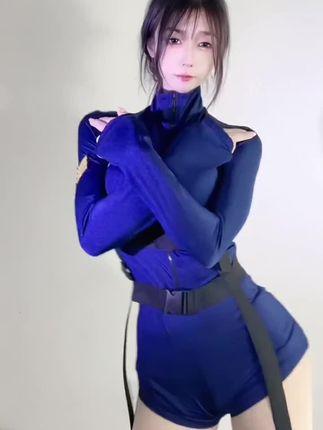 奶尤网易CC碎花裙热舞,这一经典造型有何吸引力? 奶尤网易CC碎花裙热舞,这一经典造型有何吸引力?