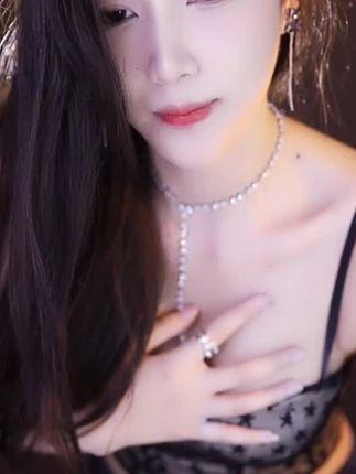 斗鱼萌七如何获取定制舞蹈，了解如何通过平台定制萌七的专属舞蹈