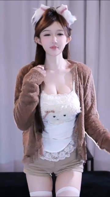 CC蜡笔小丸子至尊版直播间，如何获取无水印视频合集？