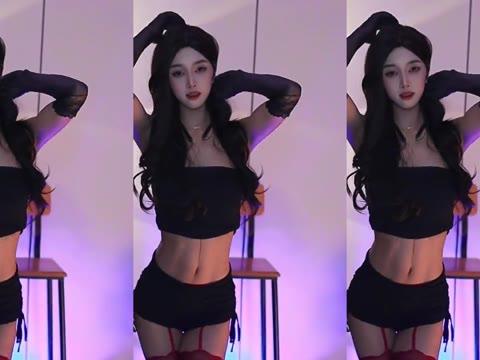 斗鱼张琪格俯卧撑短片爆红，了解张琪格俯卧撑短片的趣味与挑战