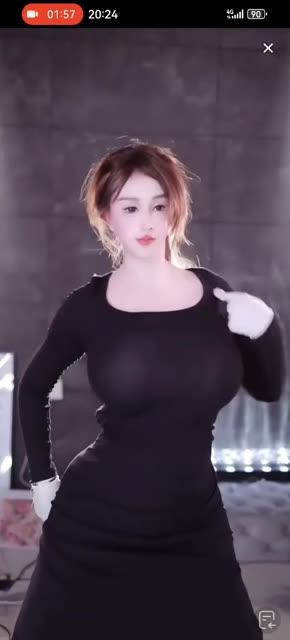 苏烟老师私人剧情定制视频，独特内容为何吸引粉丝？