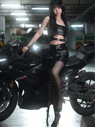 网易CC灰灰娜万元私人定制揭秘，高价背后的故事