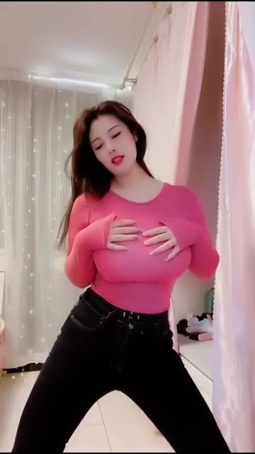 快手二姐疼你早期视频合集,回顾她的出道作品 快手二姐疼你早期视频合集,回顾她的出道作品