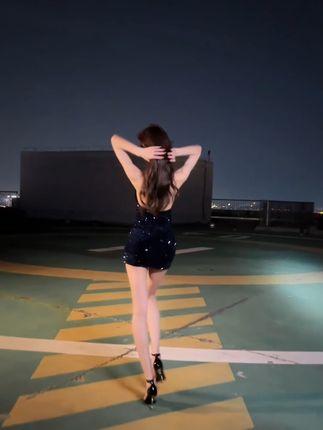 抖音万0定制私拍S舞，热舞背后的创意灵感