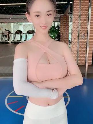 快手一个小球球的资料全解析，网红小球球的成长之路