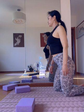 抖音@小阿姨大王会议室土豪定制热舞，体验专属定制舞蹈盛宴