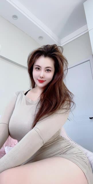 快手网红安妮朵朵舞蹈精华，从抖音到快手的火热舞台