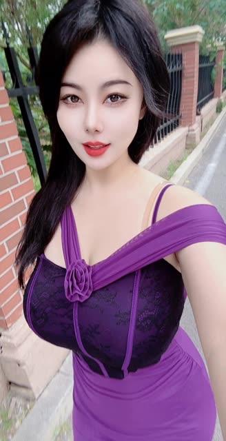 快手安妮朵朵图片集锦，独特的舞台风格展示