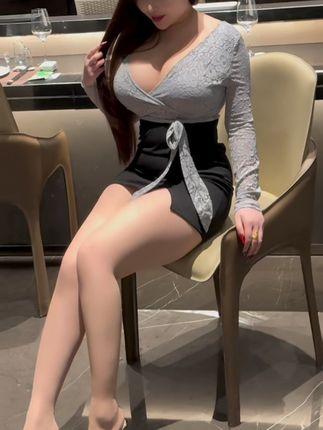 快手我是洋洋本人热舞视频合集,她的舞姿为何如此吸引人? 快手我是洋洋本人热舞视频合集,她的舞姿为何如此吸引人?